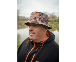 Sonubaits Reversable Bucket Hat 8 Sonubaits Reversable Bucket Hat -Ians Fishing Tackle Sale sp s0880065 reversablebuckethat 006 inuse